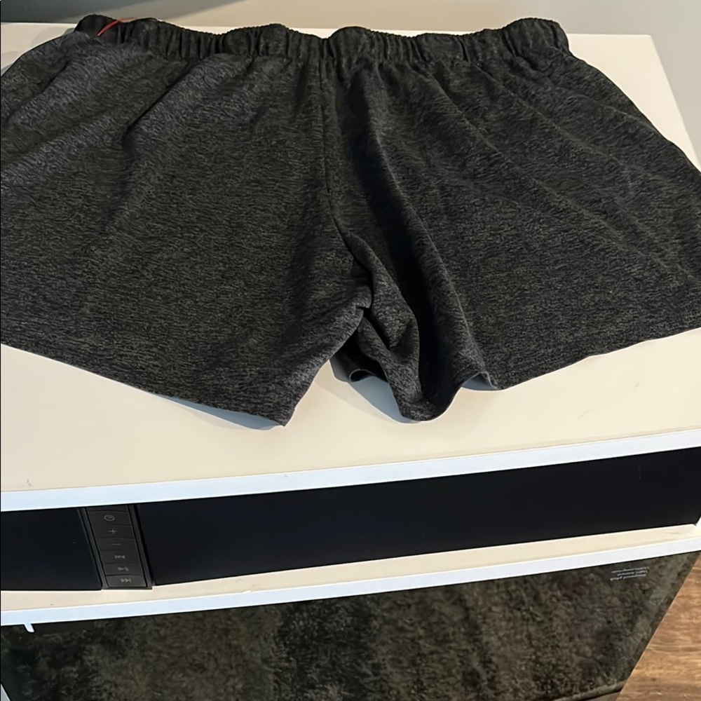 Nike Charcoal Gray Athletic Shorts for Training Size XL Draw string waist. - Picture 5 of 9